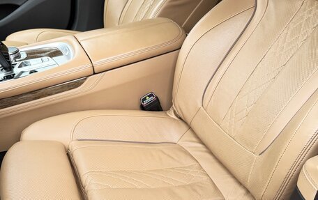 BMW 7 серия, 2016 год, 4 000 000 рублей, 10 фотография