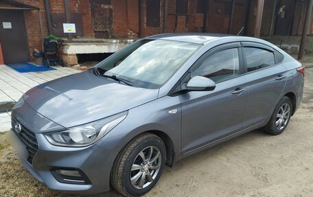 Hyundai Solaris II рестайлинг, 2019 год, 1 545 000 рублей, 2 фотография