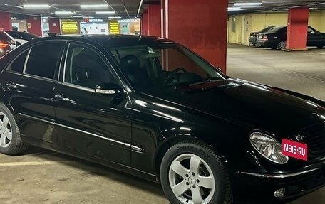 Mercedes-Benz E-Класс, 2005 год, 845 000 рублей, 11 фотография