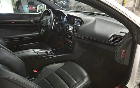 Mercedes-Benz E-Класс, 2013 год, 2 500 000 рублей, 26 фотография