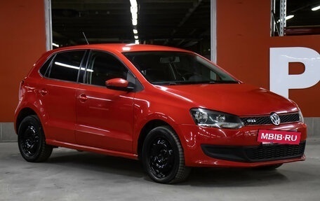 Volkswagen Polo VI (EU Market), 2011 год, 649 000 рублей, 3 фотография