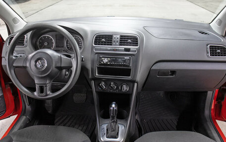 Volkswagen Polo VI (EU Market), 2011 год, 649 000 рублей, 14 фотография