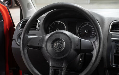 Volkswagen Polo VI (EU Market), 2011 год, 649 000 рублей, 17 фотография