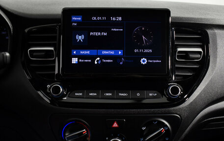 Hyundai Solaris II рестайлинг, 2021 год, 1 628 900 рублей, 14 фотография