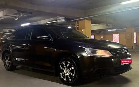 Volkswagen Jetta VI, 2013 год, 800 000 рублей, 9 фотография