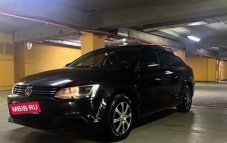 Volkswagen Jetta VI, 2013 год, 800 000 рублей, 8 фотография