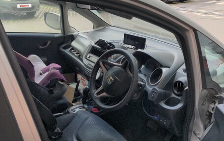 Honda Fit III, 2008 год, 450 000 рублей, 3 фотография