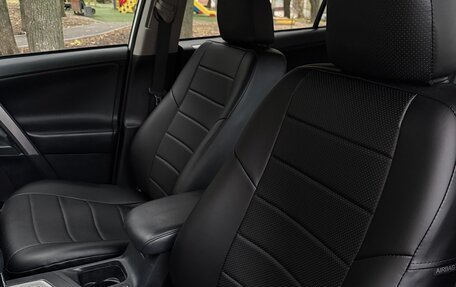 Toyota RAV4, 2017 год, 2 500 000 рублей, 8 фотография