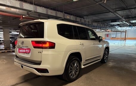 Toyota Land Cruiser, 2022 год, 10 800 000 рублей, 8 фотография