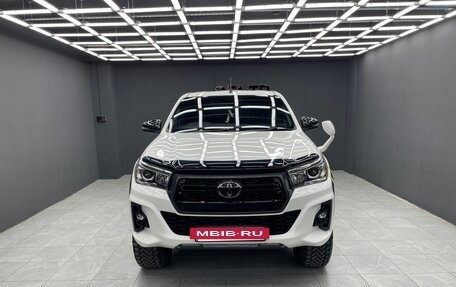 Toyota Hilux VIII, 2019 год, 3 900 000 рублей, 10 фотография