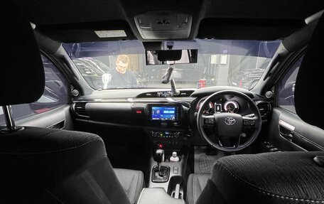 Toyota Hilux VIII, 2019 год, 3 900 000 рублей, 16 фотография