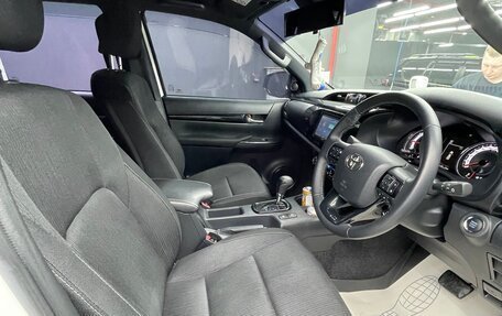 Toyota Hilux VIII, 2019 год, 3 900 000 рублей, 17 фотография