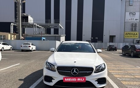 Mercedes-Benz E-Класс, 2020 год, 3 750 000 рублей, 8 фотография