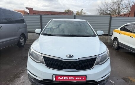 KIA Rio III рестайлинг, 2016 год, 800 000 рублей, 1 фотография