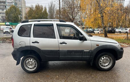 Chevrolet Niva I рестайлинг, 2006 год, 249 000 рублей, 3 фотография
