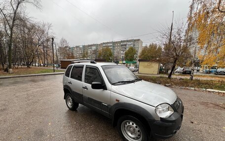 Chevrolet Niva I рестайлинг, 2006 год, 249 000 рублей, 2 фотография