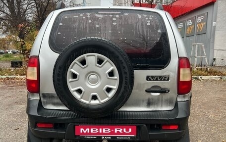 Chevrolet Niva I рестайлинг, 2006 год, 249 000 рублей, 5 фотография