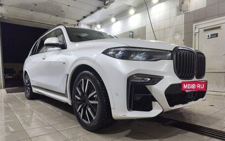BMW X7, 2021 год, 7 200 000 рублей, 11 фотография