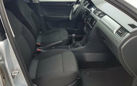 Skoda Rapid I, 2016 год, 995 000 рублей, 10 фотография