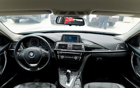 BMW 3 серия, 2018 год, 2 020 000 рублей, 14 фотография