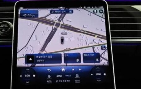 Mercedes-Benz S-Класс, 2024 год, 12 000 000 рублей, 10 фотография