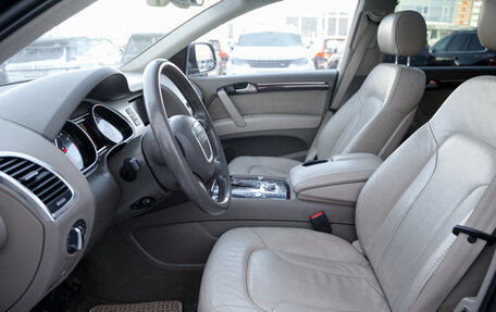 Audi Q7, 2011 год, 1 680 000 рублей, 28 фотография