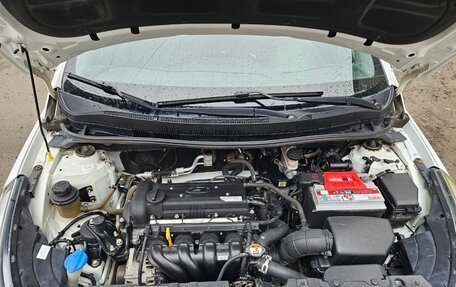 Hyundai Solaris II рестайлинг, 2015 год, 880 000 рублей, 8 фотография