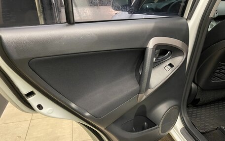 Toyota RAV4, 2008 год, 1 100 000 рублей, 14 фотография