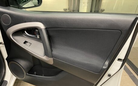 Toyota RAV4, 2008 год, 1 100 000 рублей, 10 фотография