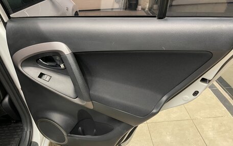 Toyota RAV4, 2008 год, 1 100 000 рублей, 12 фотография