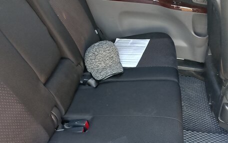 Toyota ISis I, 2007 год, 1 000 050 рублей, 12 фотография