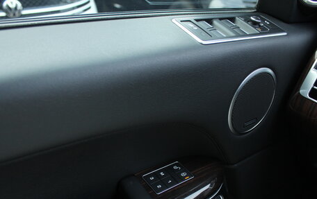 Land Rover Range Rover IV рестайлинг, 2016 год, 3 869 000 рублей, 11 фотография