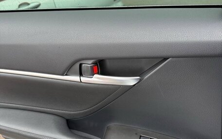 Toyota Camry, 2022 год, 4 300 000 рублей, 15 фотография