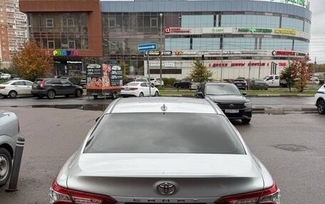 Toyota Camry, 2022 год, 4 300 000 рублей, 9 фотография