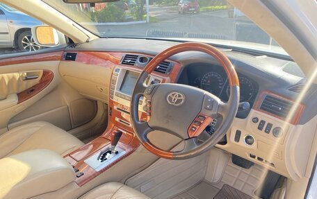 Toyota Crown Majesta, 2004 год, 880 000 рублей, 14 фотография