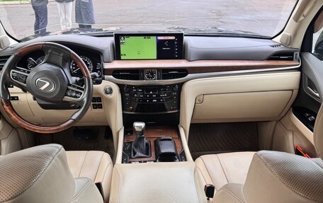 Lexus LX III, 2016 год, 6 000 000 рублей, 2 фотография