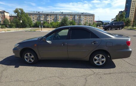Toyota Camry V40, 2004 год, 870 000 рублей, 3 фотография