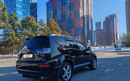 Mitsubishi Outlander III рестайлинг 3, 2008 год, 1 255 000 рублей, 4 фотография