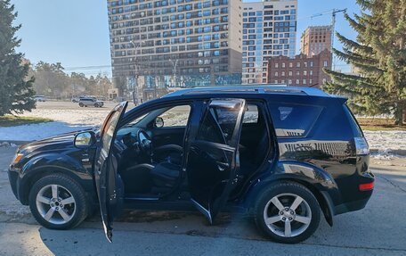 Mitsubishi Outlander III рестайлинг 3, 2008 год, 1 255 000 рублей, 9 фотография