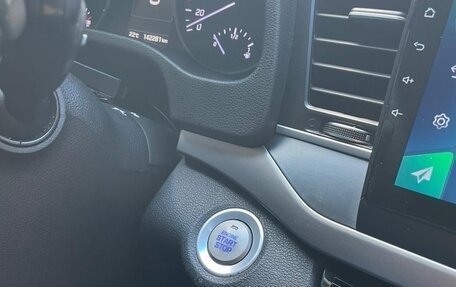 Hyundai Elantra VI рестайлинг, 2017 год, 1 250 000 рублей, 20 фотография