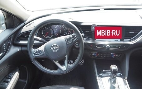 Opel Insignia II рестайлинг, 2017 год, 1 599 999 рублей, 10 фотография