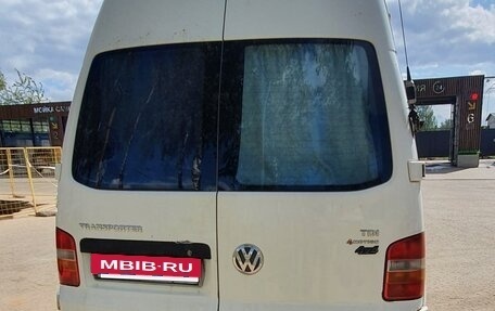 Volkswagen Transporter T5 рестайлинг, 2004 год, 1 350 000 рублей, 9 фотография