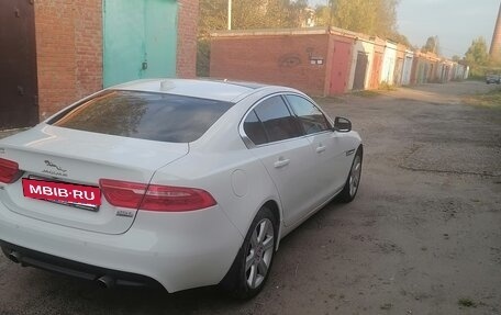 Jaguar XE I рестайлинг, 2018 год, 1 850 000 рублей, 5 фотография