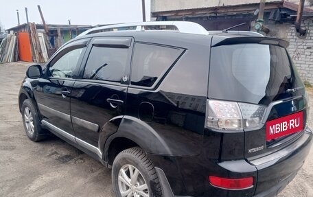 Mitsubishi Outlander III рестайлинг 3, 2007 год, 780 000 рублей, 5 фотография