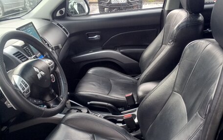 Mitsubishi Outlander III рестайлинг 3, 2007 год, 780 000 рублей, 16 фотография