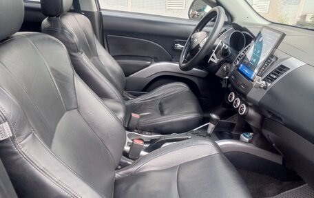 Mitsubishi Outlander III рестайлинг 3, 2007 год, 780 000 рублей, 17 фотография