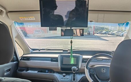 Honda Freed II, 2021 год, 1 850 000 рублей, 7 фотография