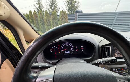 Hyundai H-1 II рестайлинг, 2019 год, 2 750 000 рублей, 15 фотография