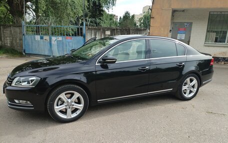 Volkswagen Passat B7, 2013 год, 2 000 000 рублей, 4 фотография