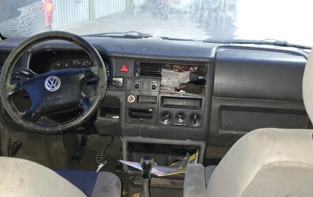 Volkswagen Multivan T4, 2001 год, 450 000 рублей, 4 фотография